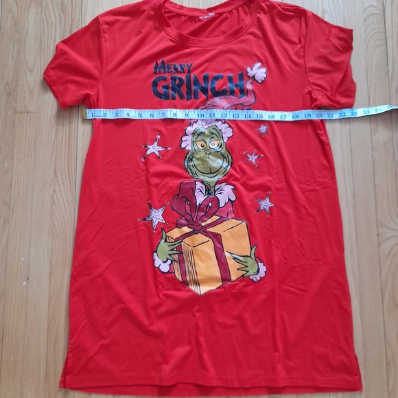Merry Grinchmas Red Sleep Shirt - Picture 4 of 5